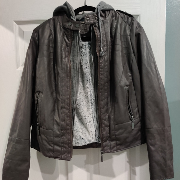J2 Vegan Leather Jacket - Picture 1 of 3